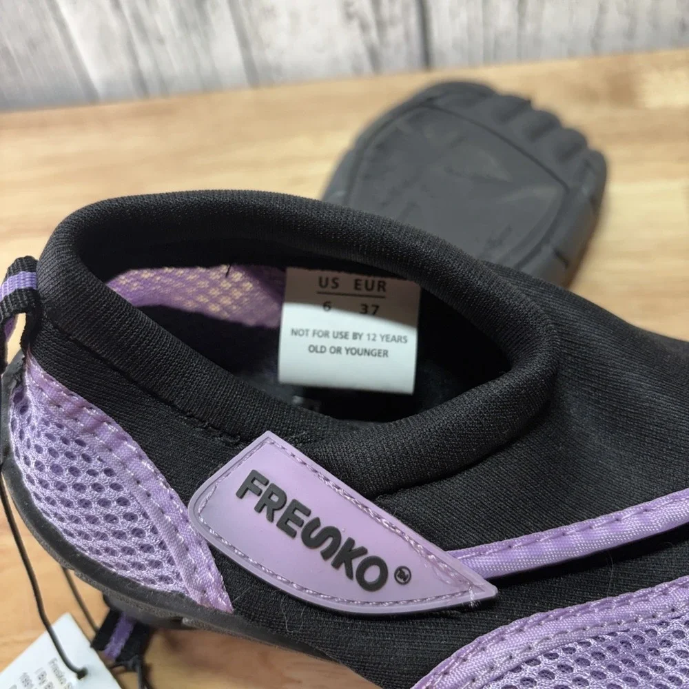 NEW! Fresko  Colorsense Water Shoes US 6 Size Slip on L2109